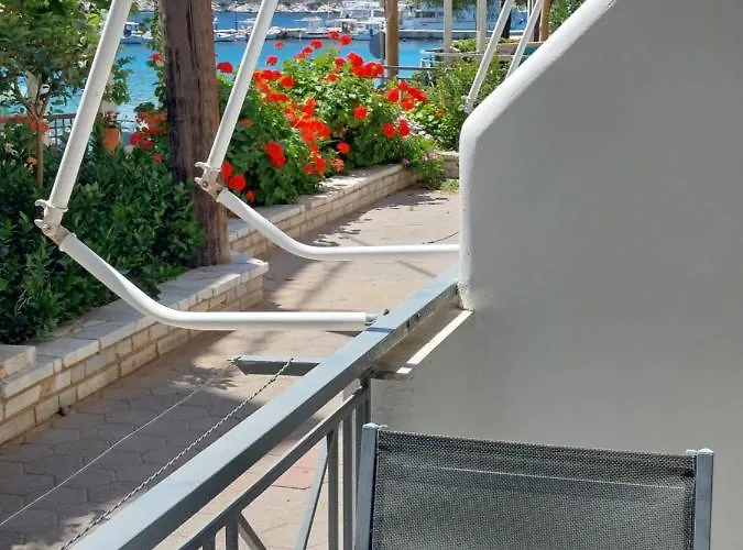 아파트 Ammogion Tolón