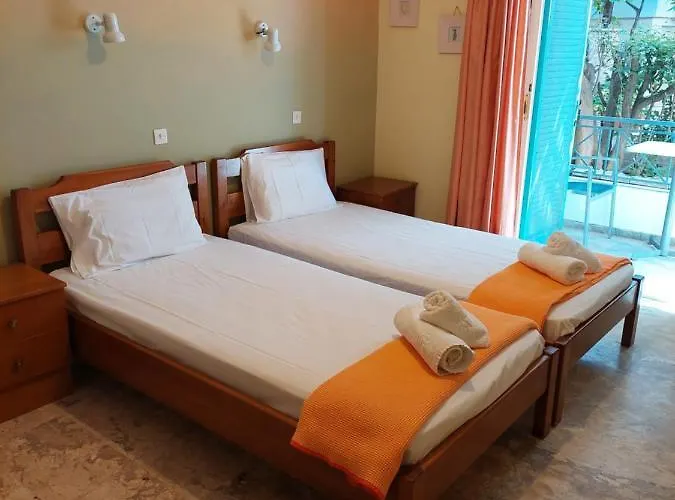 Ammogion 아파트 Tolón