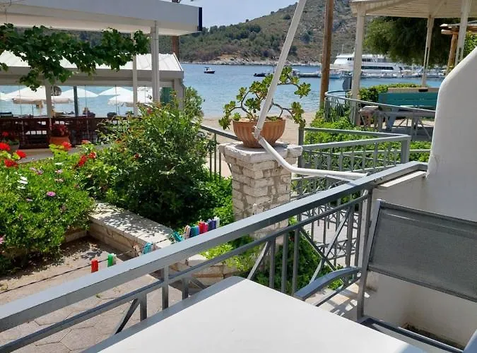 アパート Ammogion トロン